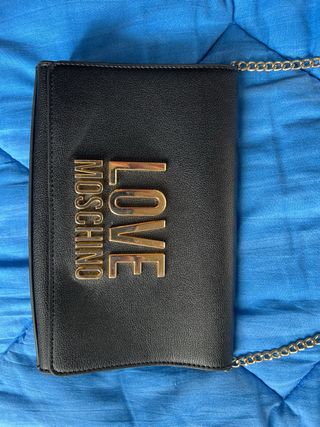 Borsa Love Moschino nera con tracolla oro
