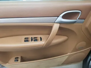 Porsche Cayenne 2003