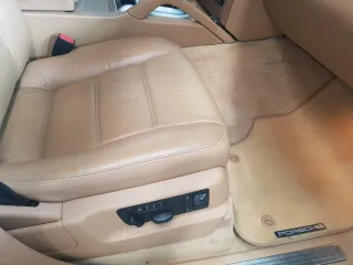 Porsche Cayenne 2003