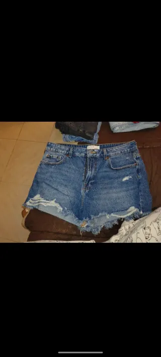 Shorts jeans donna strappati