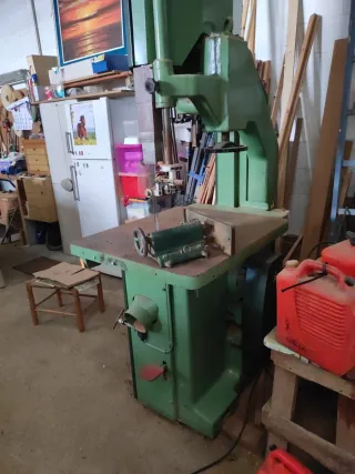 Sierra de cinta para carpintería