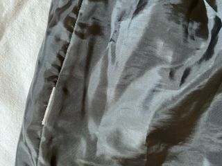 Minifalda de invierno gris con puntos. 2 bolsillos