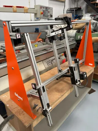 Prensa de cajones BLUM