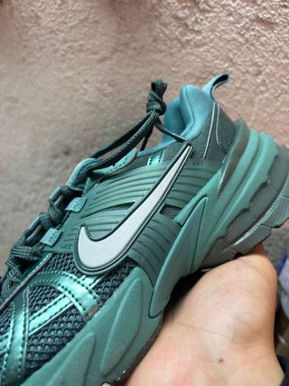 Nike V2K Run Emerald Green