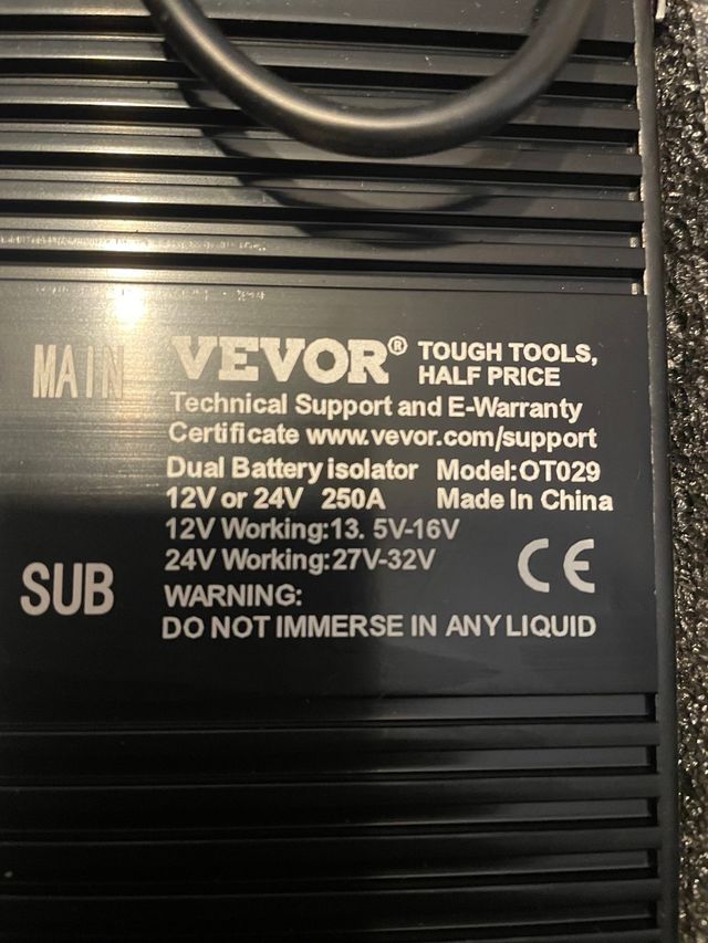 Aislador Batería Dual Vevor 250A OT029