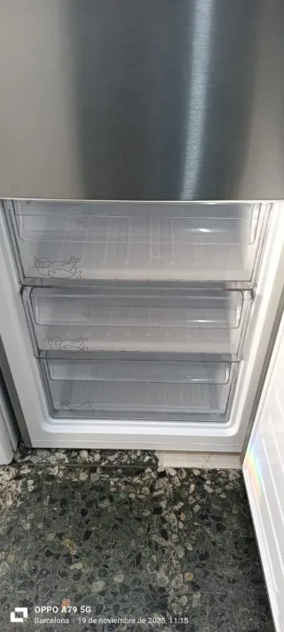 NEVERA COMBI GRUNDIT NO FROST ENERGÍA A+