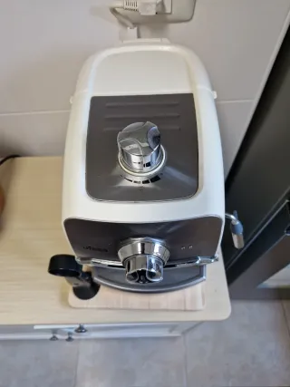 Cafetera Ufesa CE7238 Crema