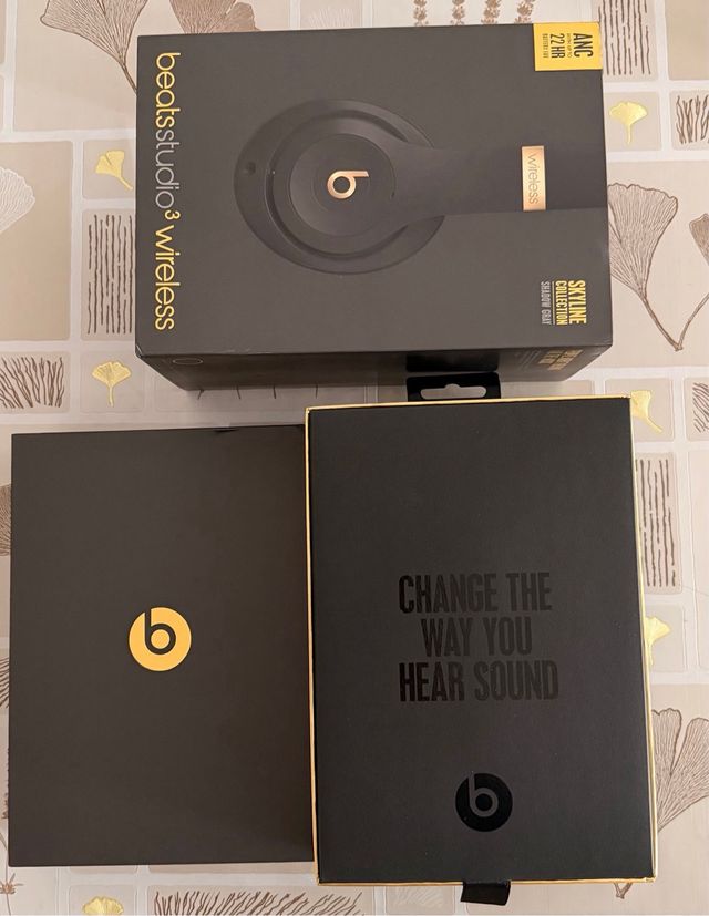 Beats Studio 3 Wireless by Dr. Dre