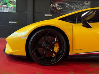Lamborghini Huracán Performante 2019