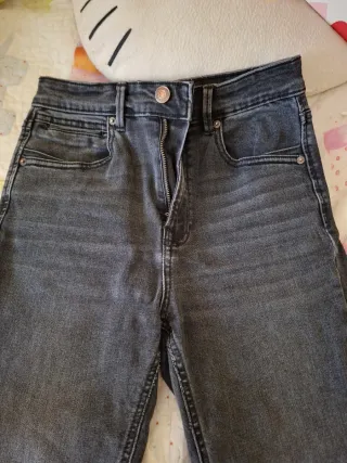 Pantalones Stradivarius negros talla 38