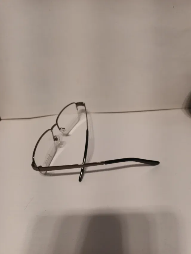 Montura de gafas First gris metalico