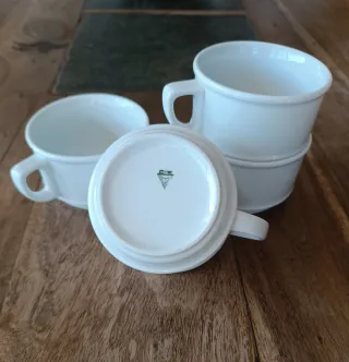 4 TAZONES DE PORCELANA BLANCOS