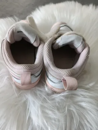 Zapatillas deportivas niña talla 23