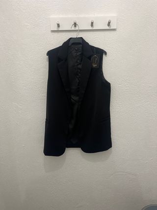 Chaleco negro