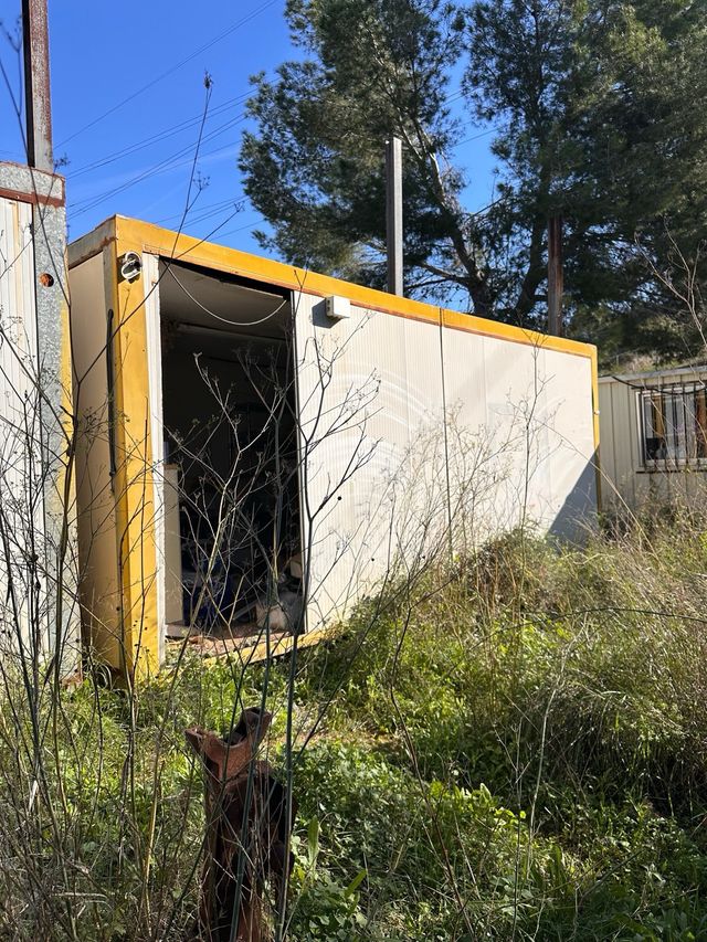 Contenedor panel sándwich