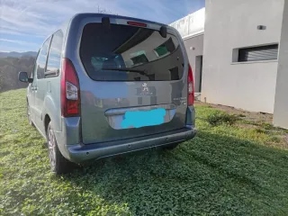 Peugeot Partner 2012