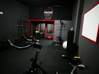 Entrenador personal en sala equipada y Online