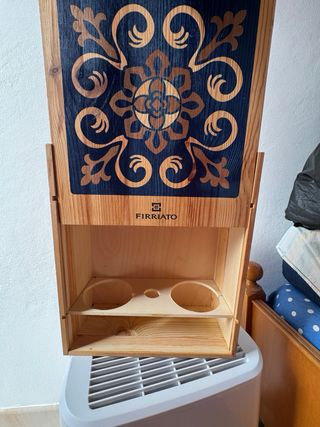 Scatola vino Firriato in legno decorata
