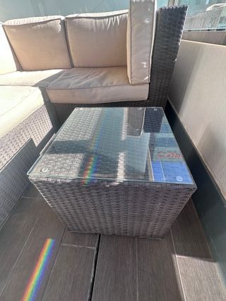 Sofá exterior chaise longue y mesa