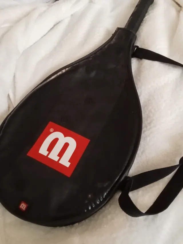 Raqueta con funda