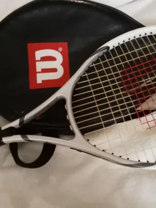 Raqueta con funda