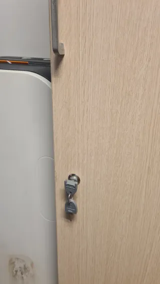 Armario de oficina de madera