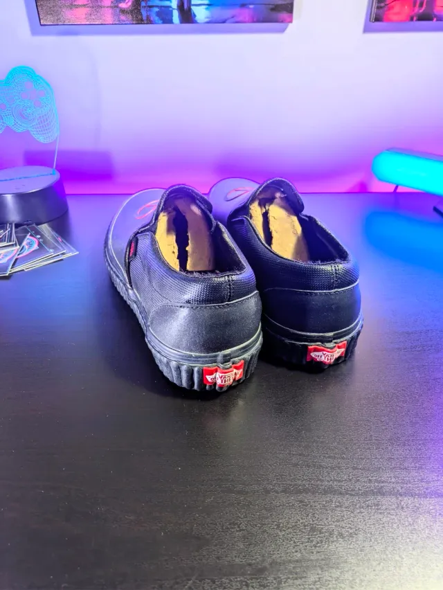 Vans Slip-On Black Widow Marvel
