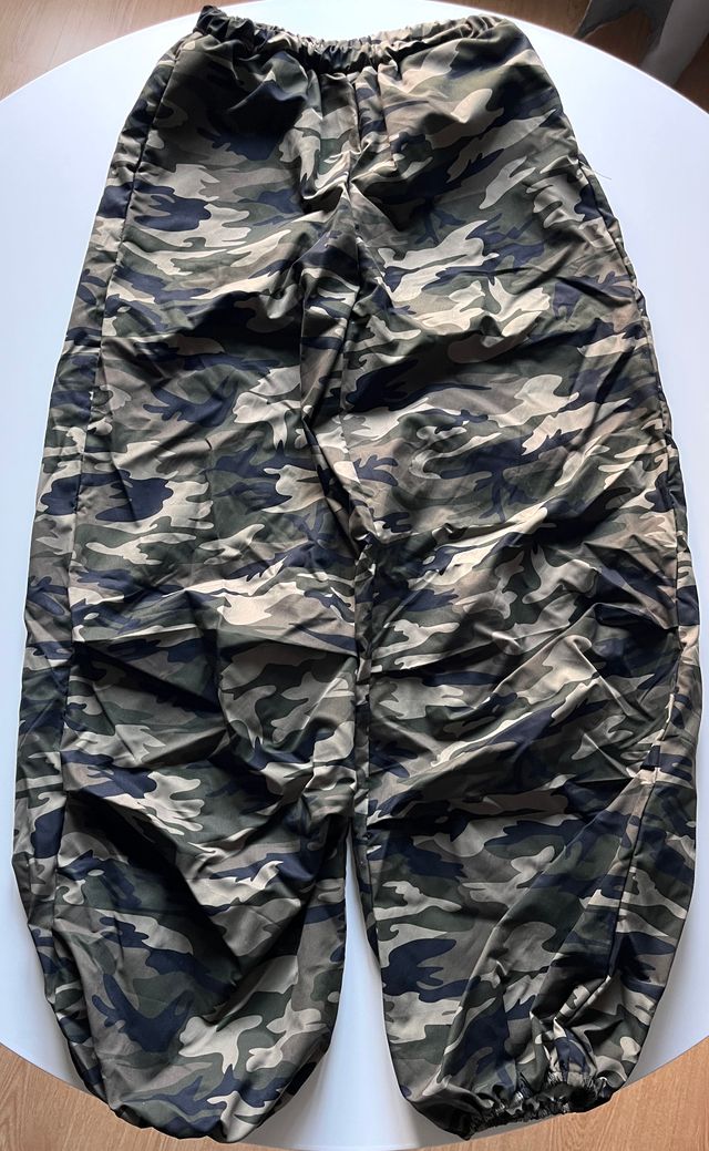 Pantalón camuflaje Shein niño 11-12 años