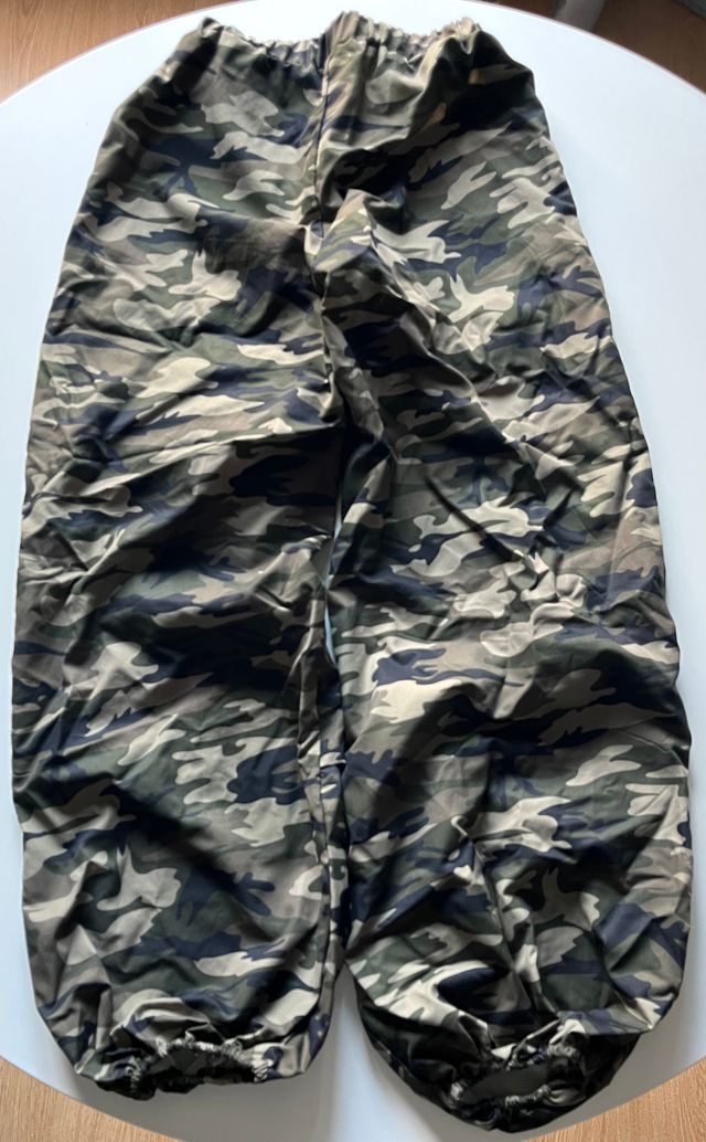 Pantalón camuflaje Shein niño 11-12 años