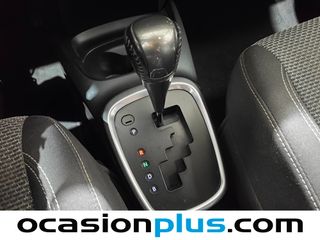 Toyota Yaris 100H Advance 74 kW (100 CV)