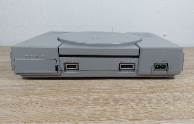 Consola PS1 + Mando + Juego + Cables