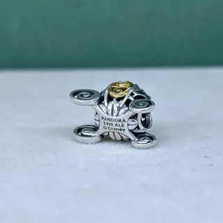 Charm Pandora Carroza Cenicienta Disney 100 aniver