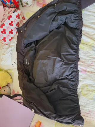 Cazadora new yorker talla L. Poco uso. Perfecta.