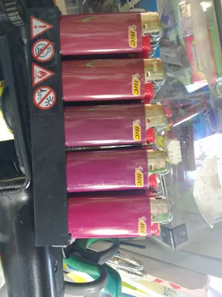 BIC Confezione 50 accendini BIC piccoli nuovi