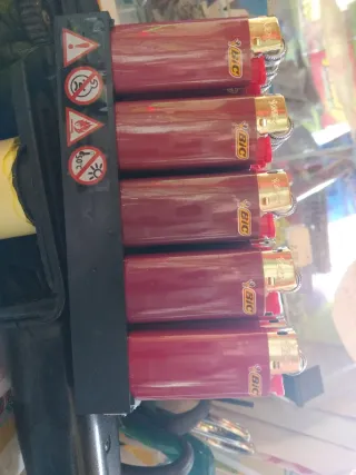 BIC Confezione 50 accendini BIC piccoli nuovi