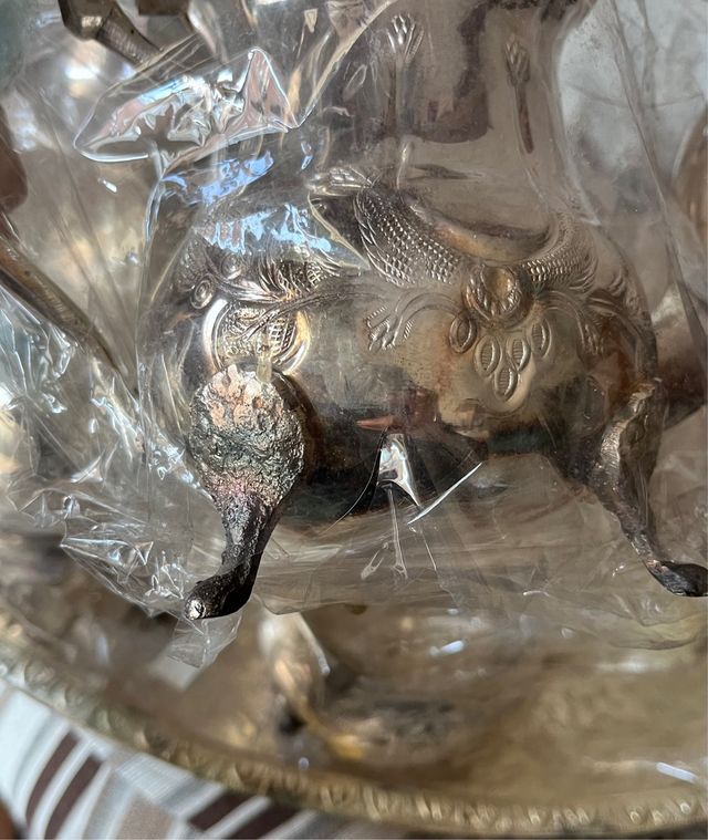 Conjunto de té en metal