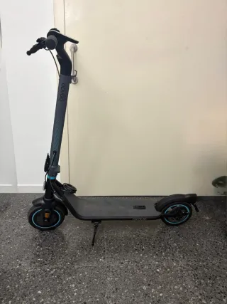 Patinete Eléctrico Bongo DGT Homologado.