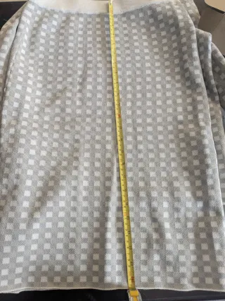 Conjunto de Roberto Verino falda y jersey. Talla S