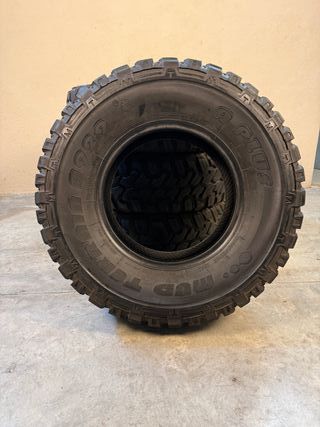 Neumático A-Plus Mud Terrain A929 265/75 R15 LT