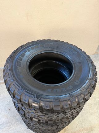 Neumático A-Plus Mud Terrain A929 265/75 R15 LT