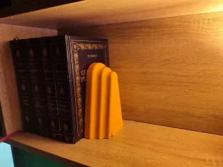 Fermolibri in cemento