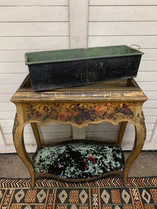 Mueble Auxiliar. Jardinera Antigua.