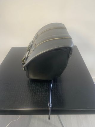 Alforja Derecha Harley Davidson Negra