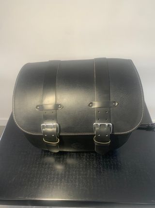 Alforja Derecha Harley Davidson Negra