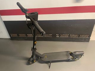 Patinete eléctrico Ninebot para reparar