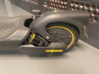 Patinete eléctrico Ninebot para reparar