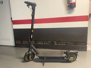 Patinete eléctrico Ninebot para reparar