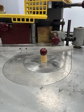 Canteadora BRAND KTD 72. Aplicación de canto