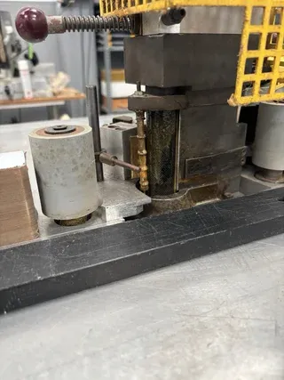 Canteadora BRAND KTD 72. Aplicación de canto