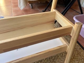 Expositor de libros de madera infantil